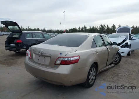 2007 Toyota Camry Hybrid z USA, uszkodzony, nr VIN JTNBB46K973010405